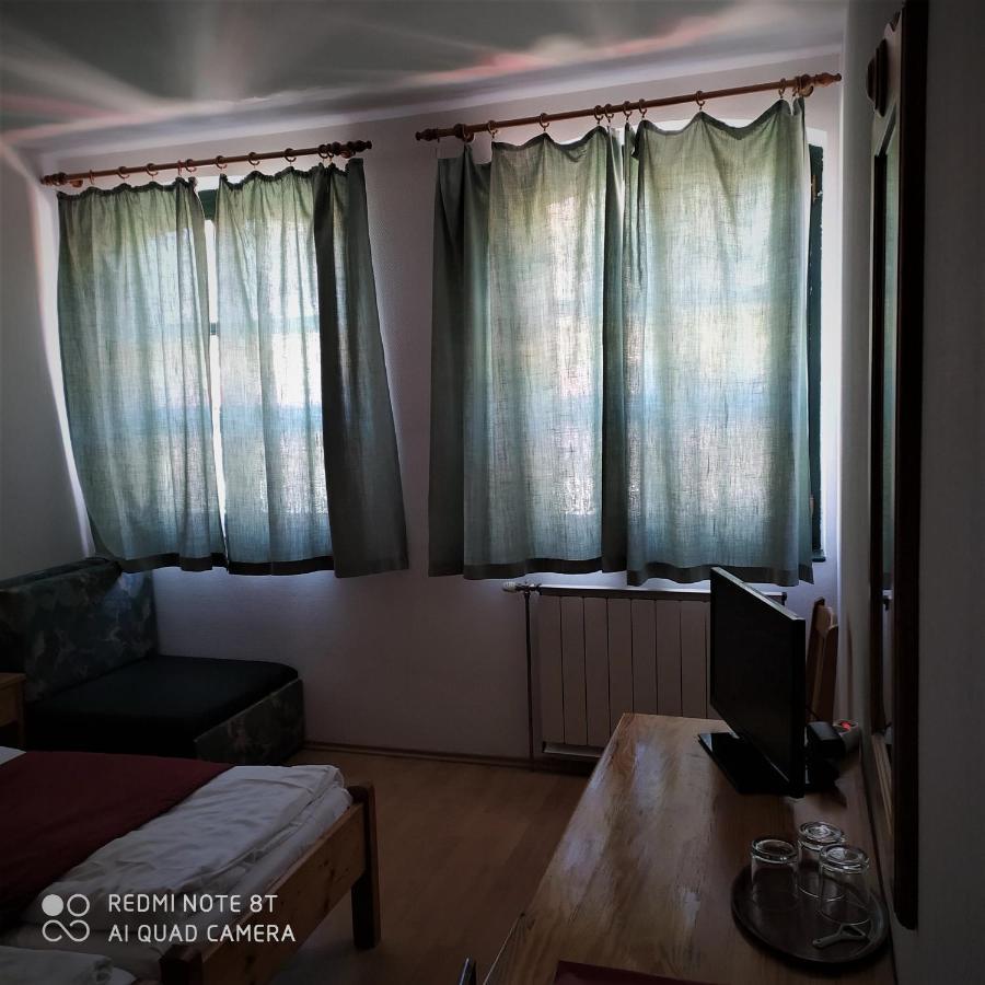 Bacchus Panzio 3* Эгер
