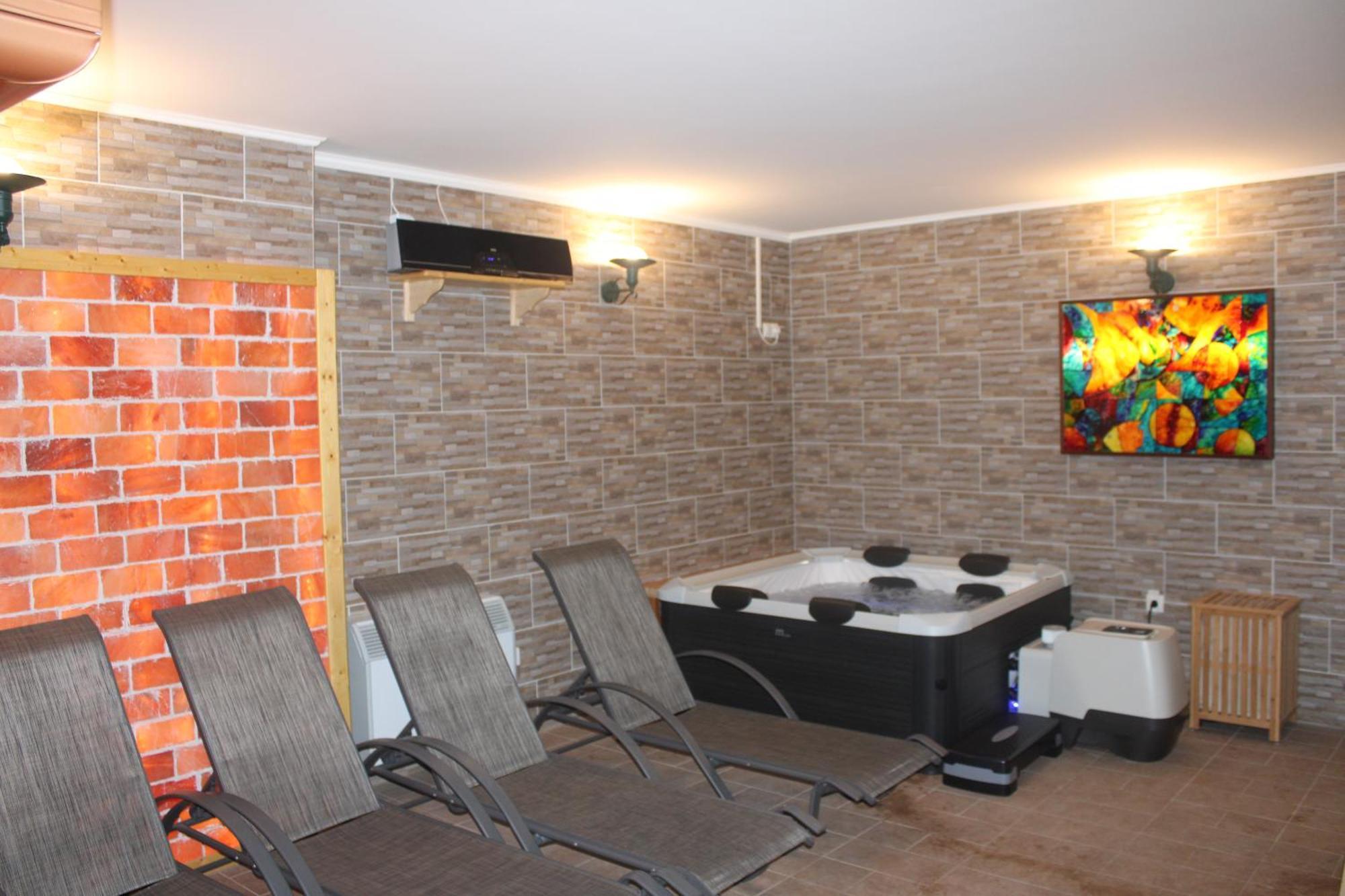 Bacchus Panzio 3* Эгер